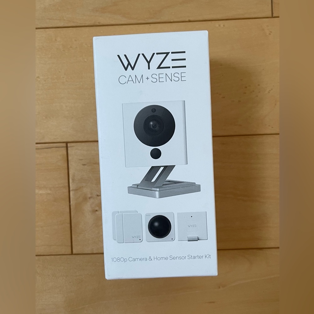 Wyze Cam V2 1080P Indoor Smart Home Camera with Wyze Sense Starter Kit